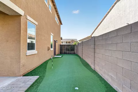 Exterior - 2183 E La Costa Dr, Gilbert, AZ 85298 photo 13 of 20