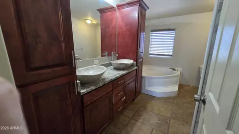 Bath - 2200 N Delaware Dr #32, Apache Junction, AZ 85120 photo 1 of 2