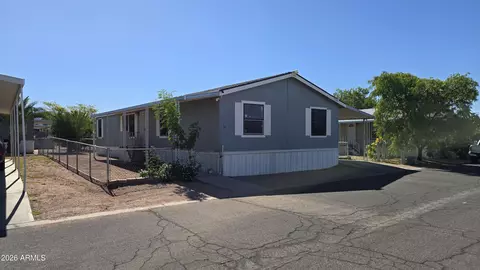 2200 N Delaware Dr #32, Apache Junction, AZ 85120