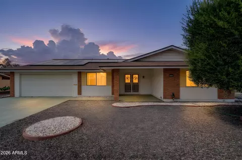 10551 W Prairie Hills Cir, Sun City, AZ 85351