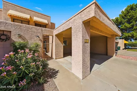 Exterior - 27 E Betty Elyse Ln, Phoenix, AZ 85022 photo 2 of 7