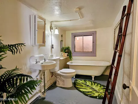Bath - 69 And 69a Ok St, Bisbee, AZ 85603 photo 5 of 5