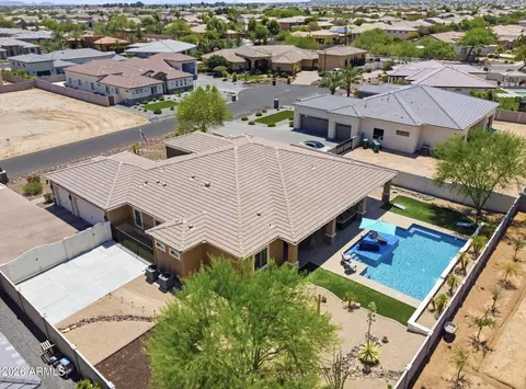 18214 W San Miguel Ct, Litchfield Park, AZ 85340