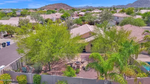 Exterior - 2258 E Soft Wind Dr, Phoenix, AZ 85024 photo 1 of 11