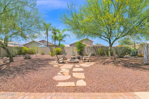 Exterior - 2258 E Soft Wind Dr, Phoenix, AZ 85024 photo 4 of 11