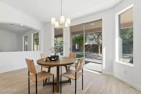 Dining - 1689 E Iris Dr, Chandler, AZ 85286 photo 2 of 3