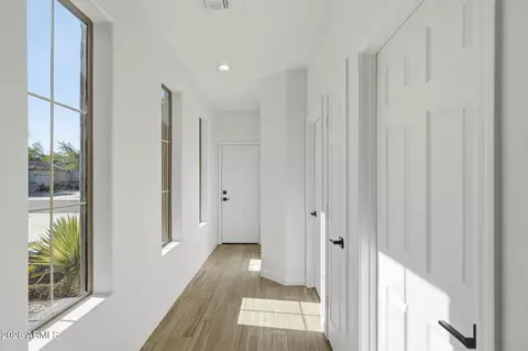 Entry Way - 1689 E Iris Dr, Chandler, AZ 85286 photo 2 of 2
