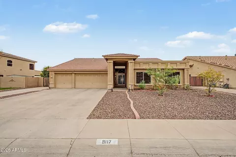 9117 S 48th Dr, Laveen, AZ 85339