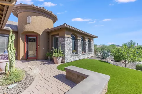 40115 N Blaze Ct, Phoenix, AZ 85086