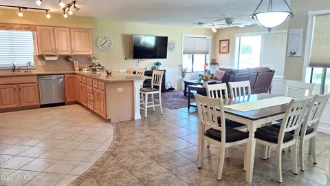 Dining - 8020 E Keats Ave #279, Mesa, AZ 85209 photo 1 of 2