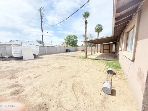 Exterior - 7202 N 36th Ave N, Phoenix, AZ 85051 photo 2 of 4