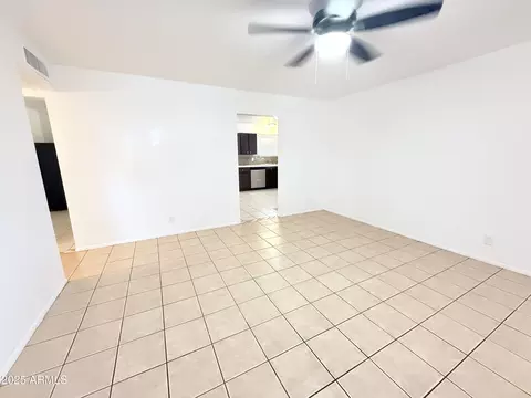 Living - 7202 N 36th Ave N, Phoenix, AZ 85051 photo 4 of 5