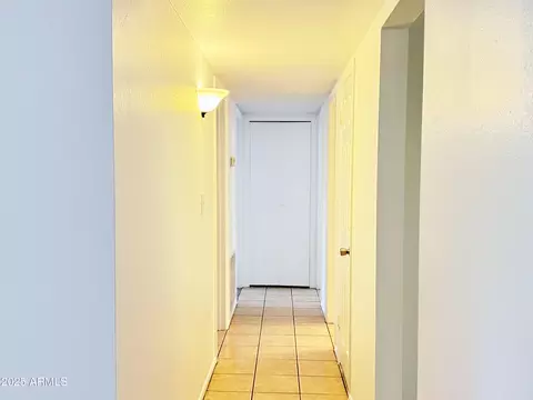 Entry Way - 7202 N 36th Ave N, Phoenix, AZ 85051 photo 1 of 2