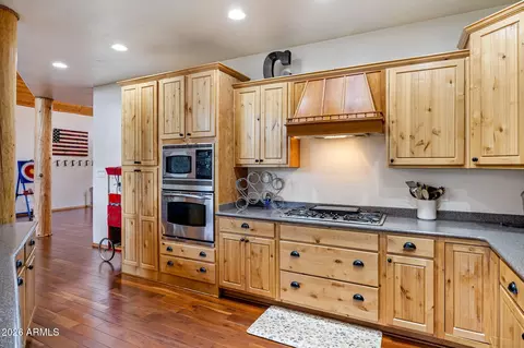 Kitchen - 2231 Fairway Dr, Overgaard, AZ 85933 photo 3 of 3