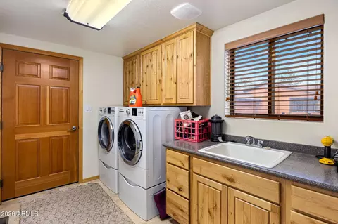 Other - 2231 Fairway Dr, Overgaard, AZ 85933 photo 4 of 9