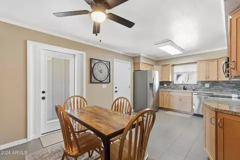 Dining - 102 W Hackamore Ave, Gilbert, AZ 85233 photo 2 of 3