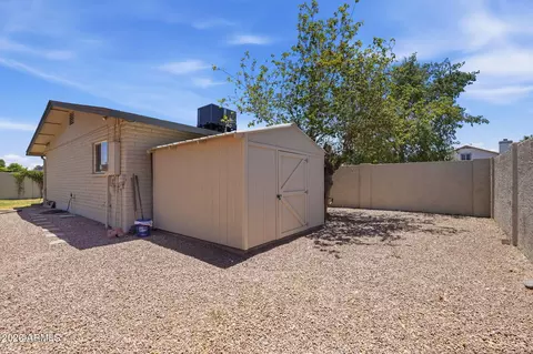 Exterior - 102 W Hackamore Ave, Gilbert, AZ 85233 photo 7 of 7