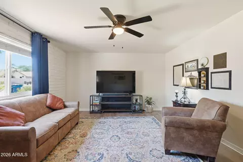 Living - 102 W Hackamore Ave, Gilbert, AZ 85233 photo 3 of 4