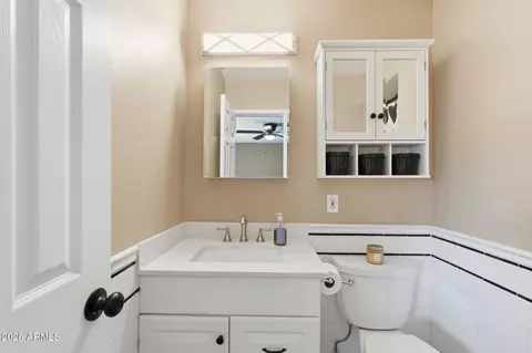 Bath - 102 W Hackamore Ave, Gilbert, AZ 85233 photo 1 of 3