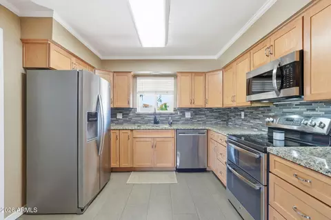 Kitchen - 102 W Hackamore Ave, Gilbert, AZ 85233 photo 1 of 3