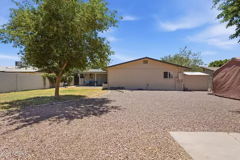 Exterior - 102 W Hackamore Ave, Gilbert, AZ 85233 photo 5 of 7