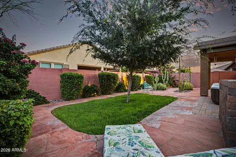 3925 E Constitution Dr, Gilbert, AZ 85296 photo 8