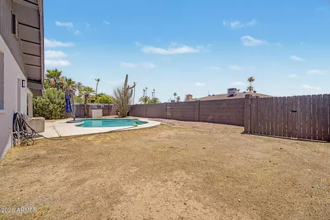 Exterior - 1139 E Watson Dr, Tempe, AZ 85283 photo 5 of 8