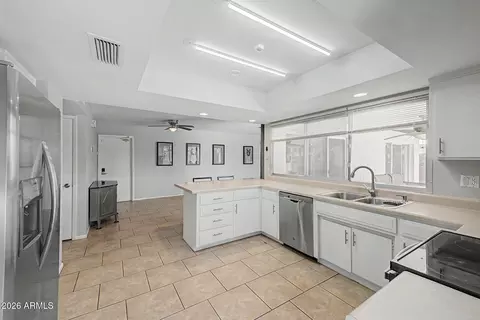 Kitchen - 1139 E Watson Dr, Tempe, AZ 85283 photo 3 of 3