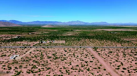 401 E Acres E Antelope Rd #37, Pearce, AZ 85625 photo 4