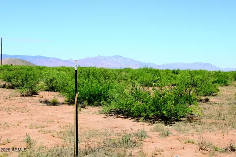 401 E Acres E Antelope Rd #37, Pearce, AZ 85625 photo 12