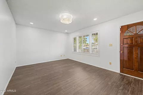 Living - 4302 N 85th Ave, Phoenix, AZ 85037 photo 4 of 6