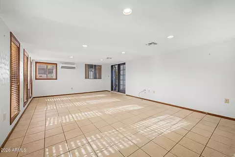 Living - 4302 N 85th Ave, Phoenix, AZ 85037 photo 6 of 6