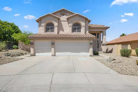 1004 E Amberwood Dr, Phoenix, AZ 85048