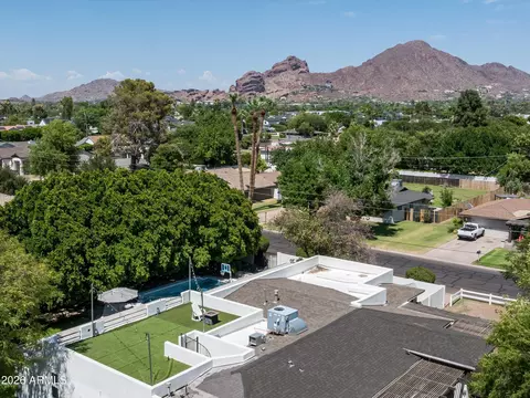 View/Area - 3744 E Turney Ave, Phoenix, AZ 85018 photo 3 of 4