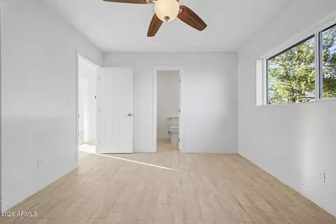 Bedroom - 11625 N 20th Ave, Phoenix, AZ 85029 photo 3 of 7