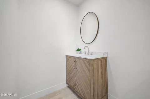 Bath - 11625 N 20th Ave, Phoenix, AZ 85029 photo 2 of 3
