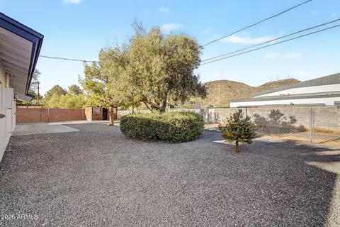 Exterior - 11625 N 20th Ave, Phoenix, AZ 85029 photo 8 of 8