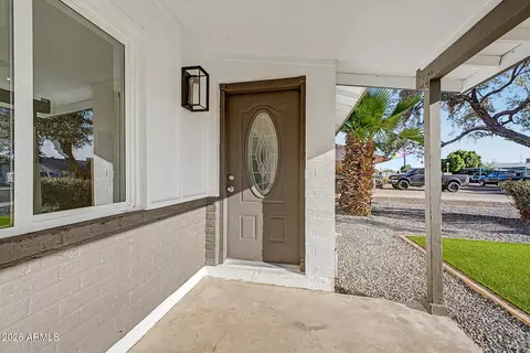 Exterior - 11625 N 20th Ave, Phoenix, AZ 85029 photo 4 of 8