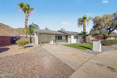 Exterior - 11625 N 20th Ave, Phoenix, AZ 85029 photo 3 of 8