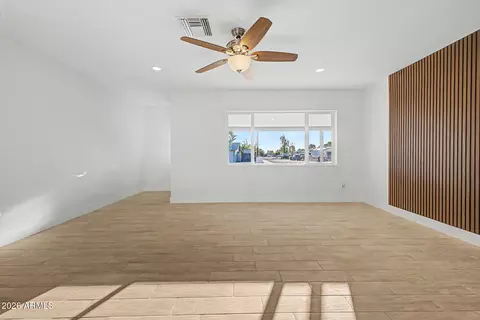 Living - 11625 N 20th Ave, Phoenix, AZ 85029 photo 5 of 6