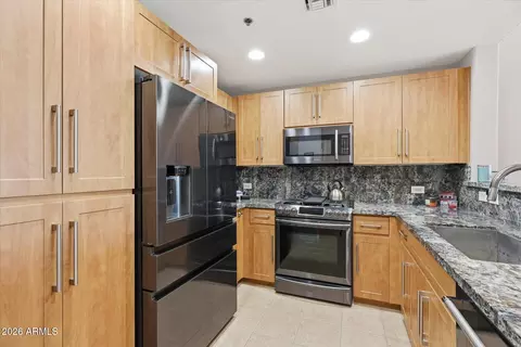 17 W Vernon Ave #514, Phoenix, AZ 85003