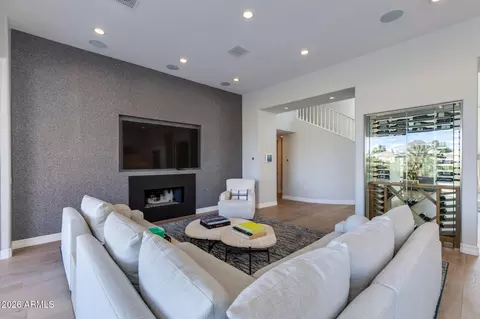 Living - 6509 N 29th St, Phoenix, AZ 85016 photo 4 of 4
