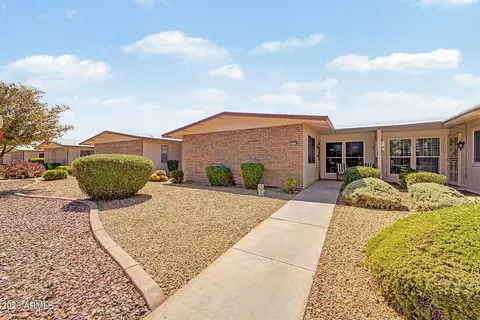 10319 W Ocotillo Dr, Sun City, AZ 85373