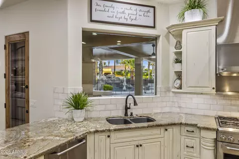 Kitchen - 3912 E Minton Cir, Mesa, AZ 85215 photo 4 of 4