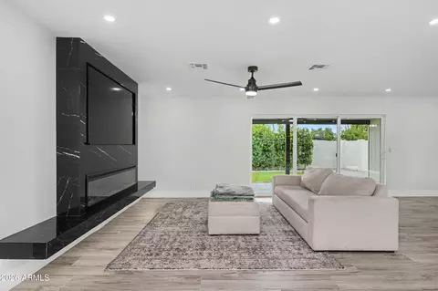 Living - 3117 E Sweetwater Ave, Phoenix, AZ 85032 photo 1 of 3