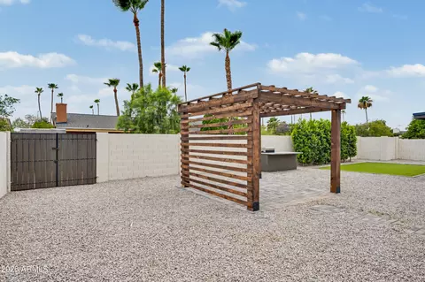 Exterior - 3117 E Sweetwater Ave, Phoenix, AZ 85032 photo 7 of 8