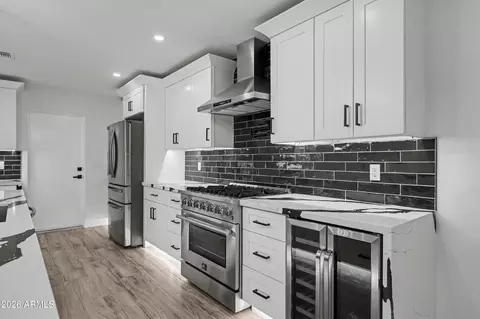 Kitchen - 3117 E Sweetwater Ave, Phoenix, AZ 85032 photo 3 of 6