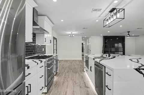 Kitchen - 3117 E Sweetwater Ave, Phoenix, AZ 85032 photo 6 of 6