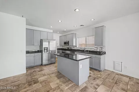 Kitchen - 9054 E Oro Ave, Mesa, AZ 85212 photo 2 of 3