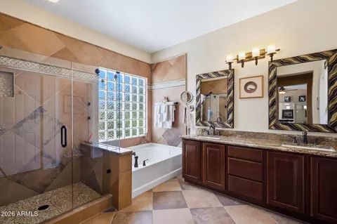 Bath - 2310 W Red Range Way, Phoenix, AZ 85085 photo 4 of 4